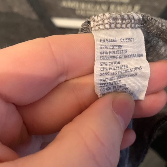 Stylish American Eagle Striped V Neck Ultra Soft Cotton Blend Tshirt SZ Large 🔥 - Picture 4 of 6